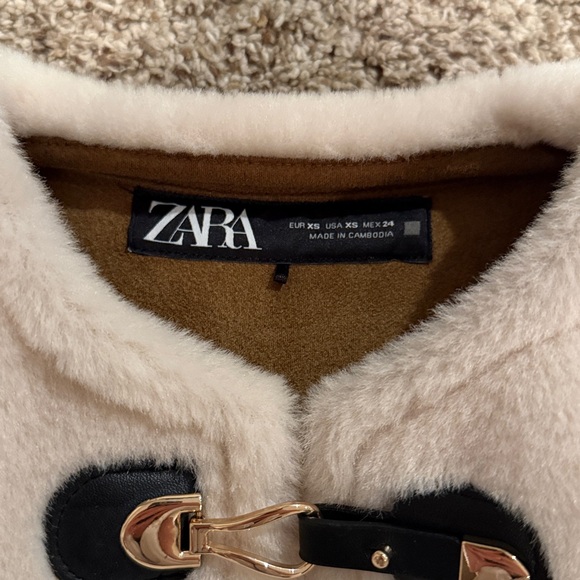 Zara Double-Face Toggle Jacket - Picture 3 of 5